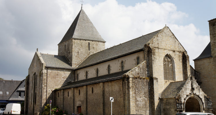 Quimper_-_Eglise_de_Locmaria_-_002