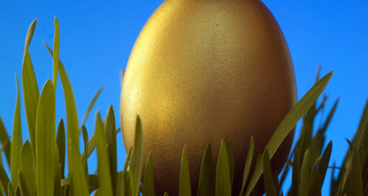 gold-easter-golden-eggs-background-postcards-8188
