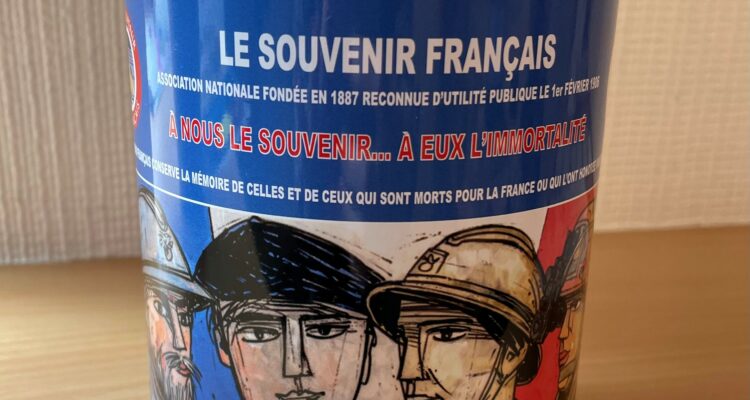 Tronc en mairie - Souvenir Français